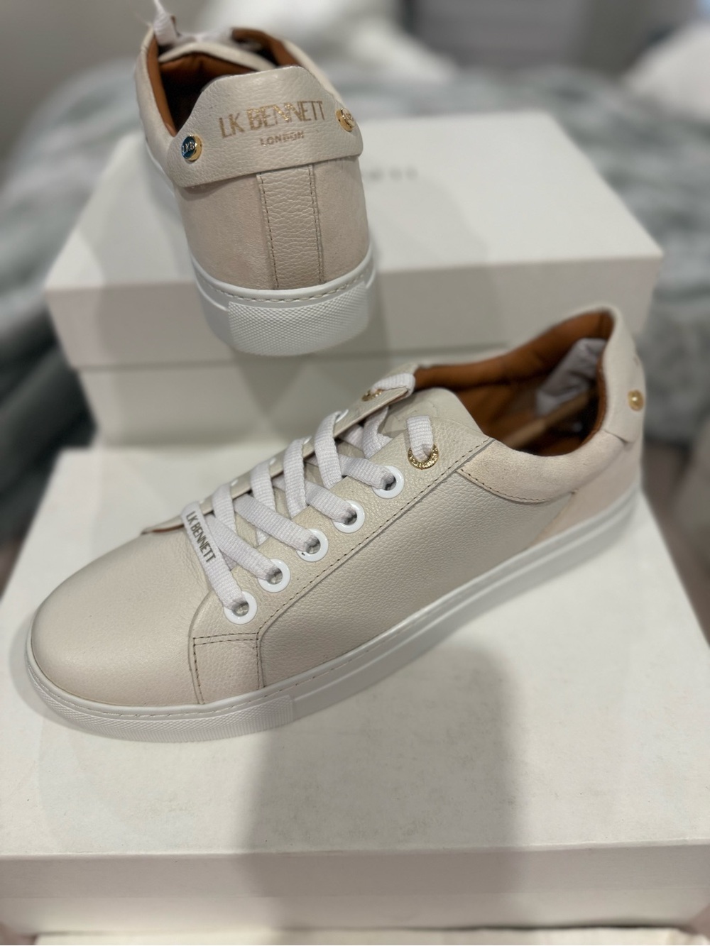 LK Bennett Limited
Signature White Leather Low-Top Sneakers Designer Details - Picture 6 of 8
